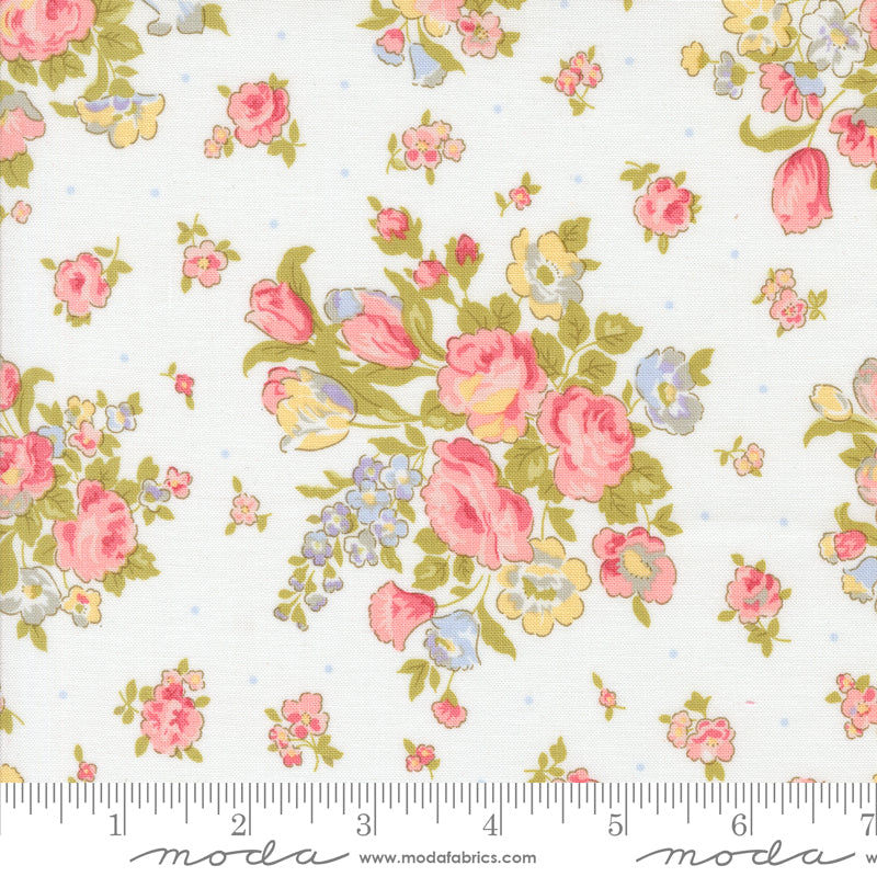 Memory Lane - main floral (18780-11)